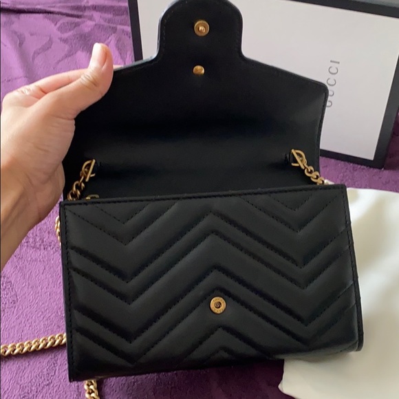🚫SOLD🚫 Gucci Marmont matelasse Wallet on Chain - Picture 4 of 12